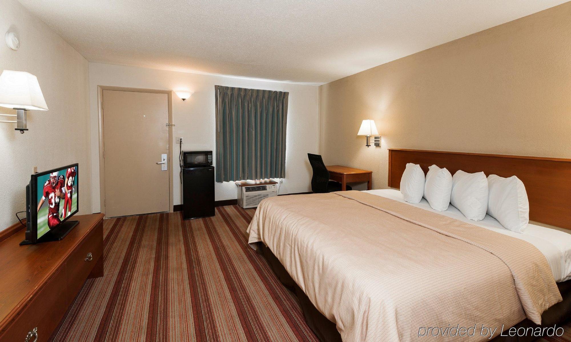 Red Roof Inn Bloomington - Normal/University Extérieur photo