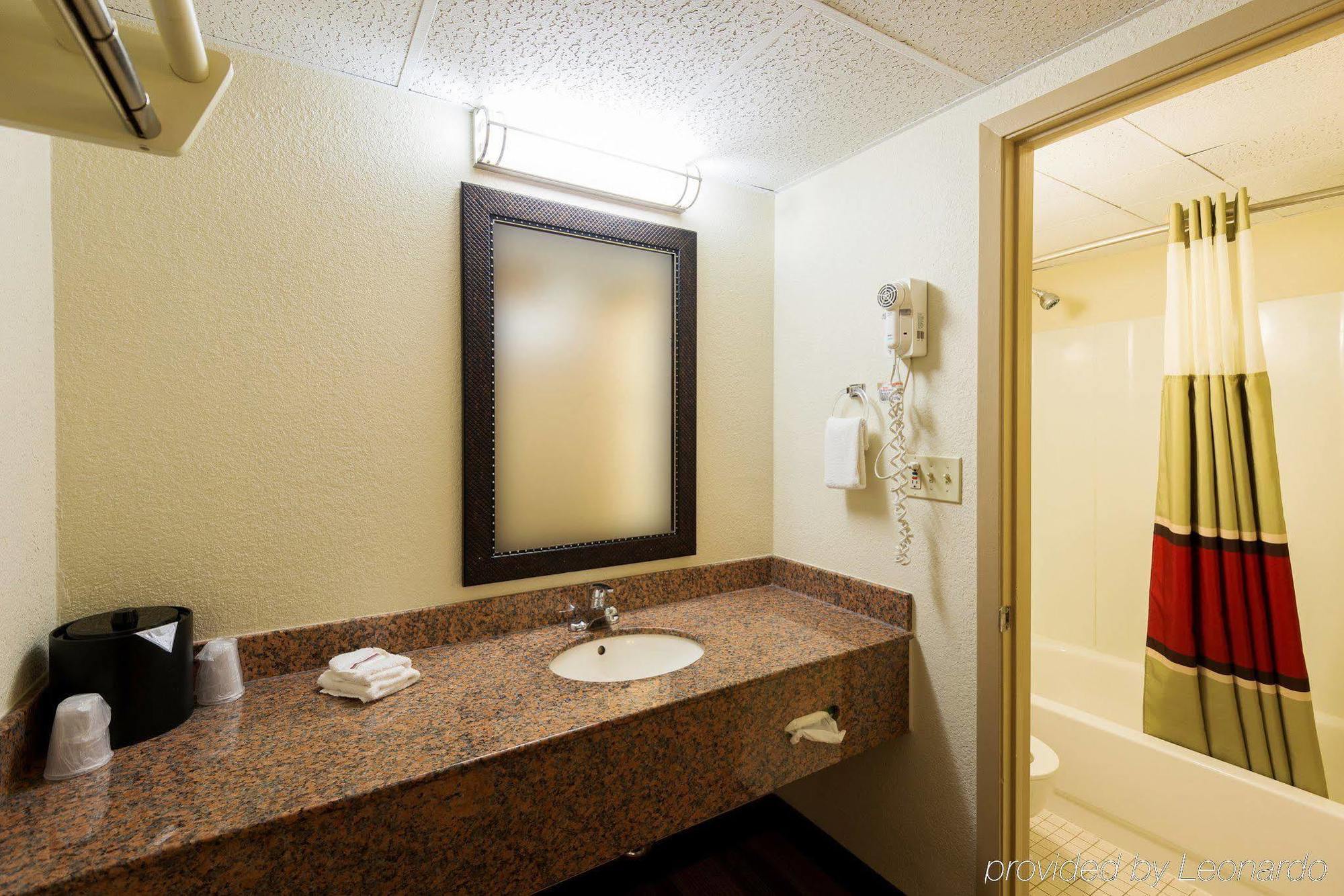 Red Roof Inn Bloomington - Normal/University Extérieur photo